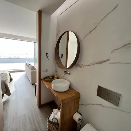 Povoa De Varzim-sleeps4-beachfront-ac-parking Lejlighed *